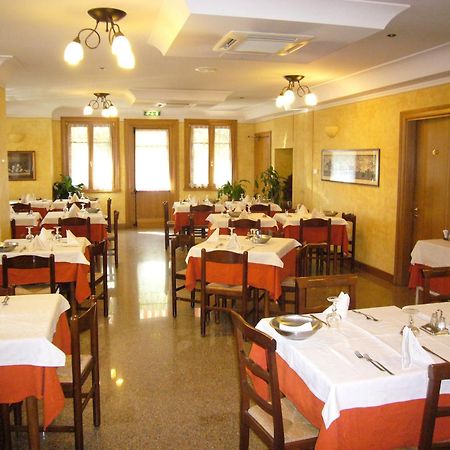 Trattoria Bettola Bed and Breakfast Lonato Buitenkant foto
