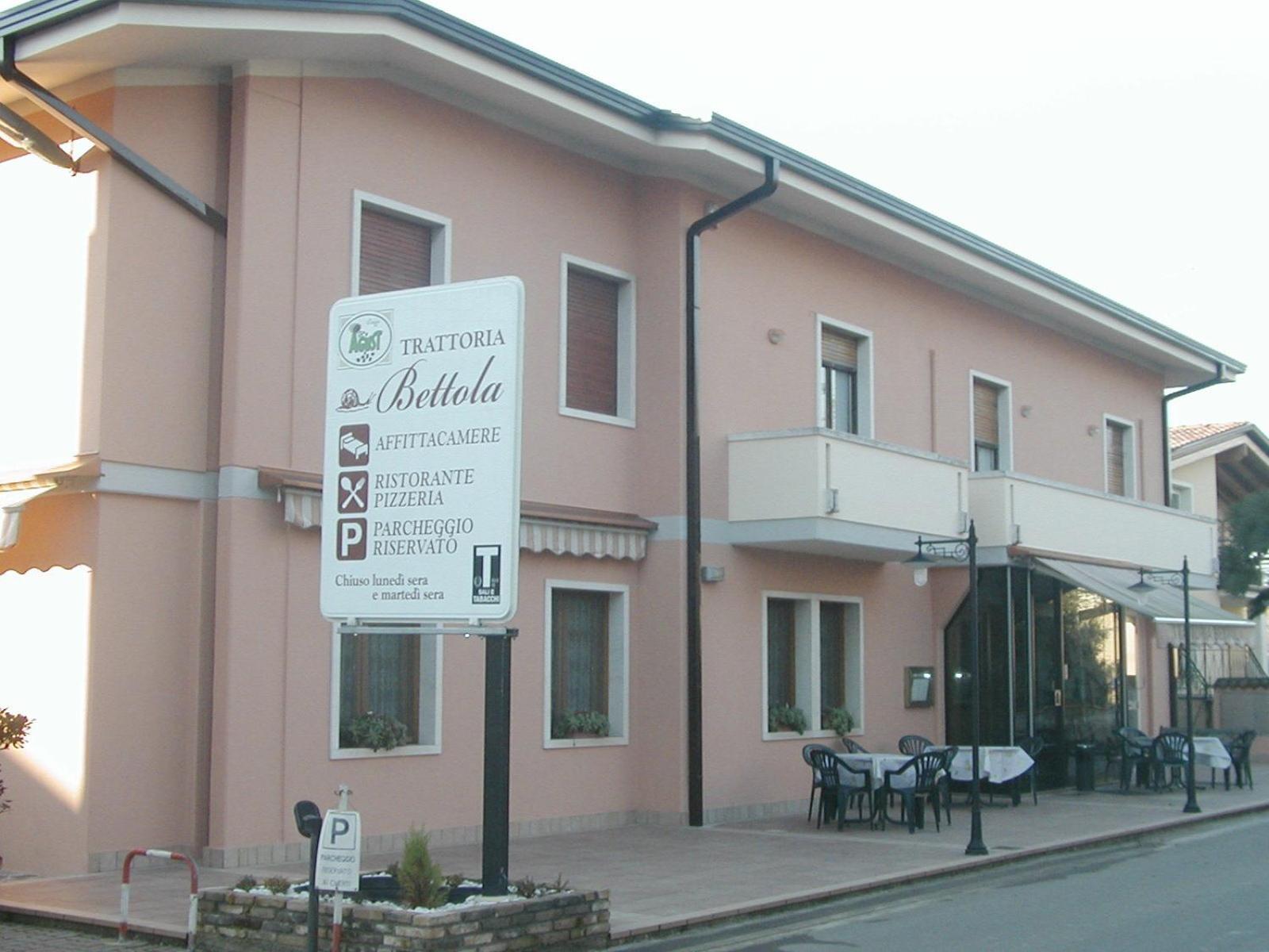 Trattoria Bettola Bed and Breakfast Lonato Buitenkant foto